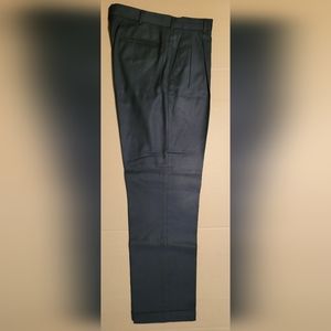 Geoffrey Beene Dress Skack - 36" x 32"